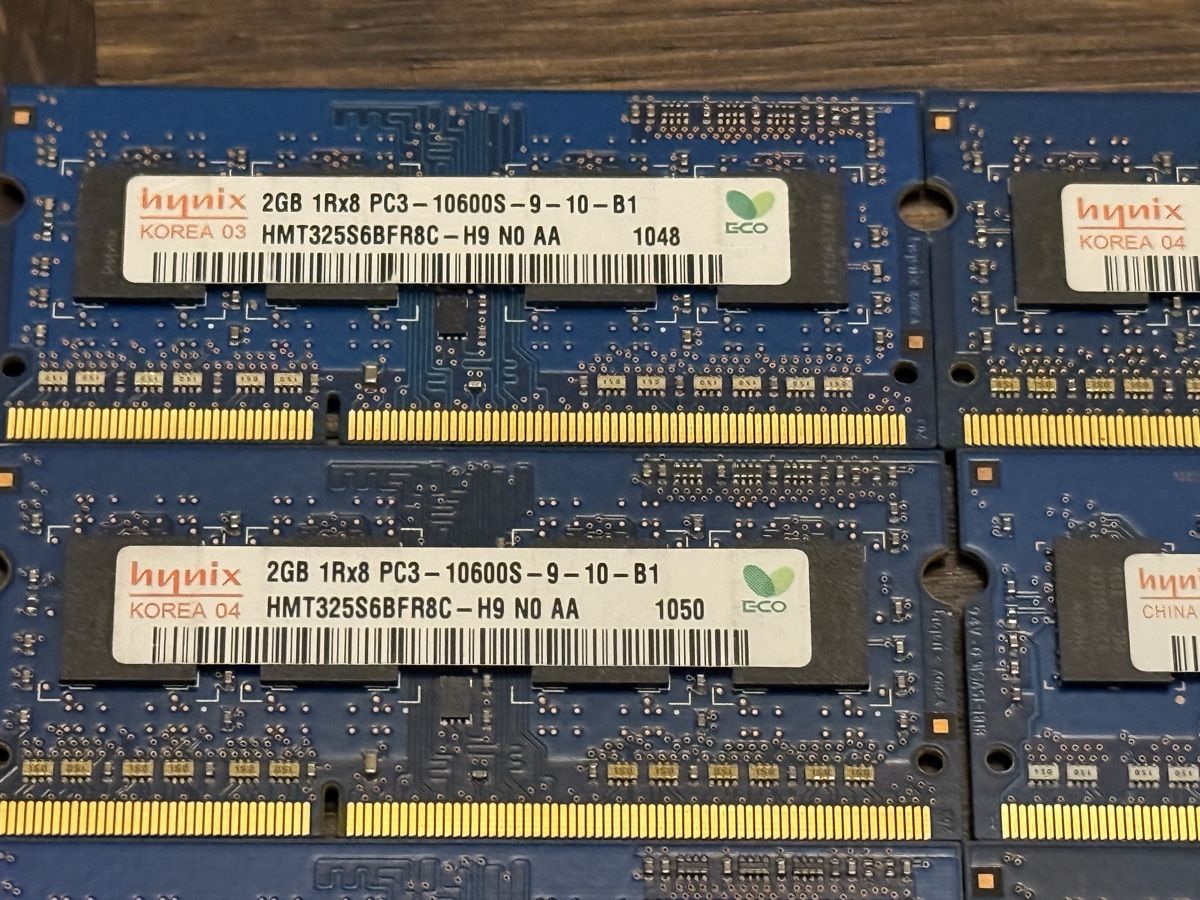 Memoria / RAM: 8x Hynix 2GB RAM PC3-10600S SODIMM – Usato da Uster venduto da Sasisa 1