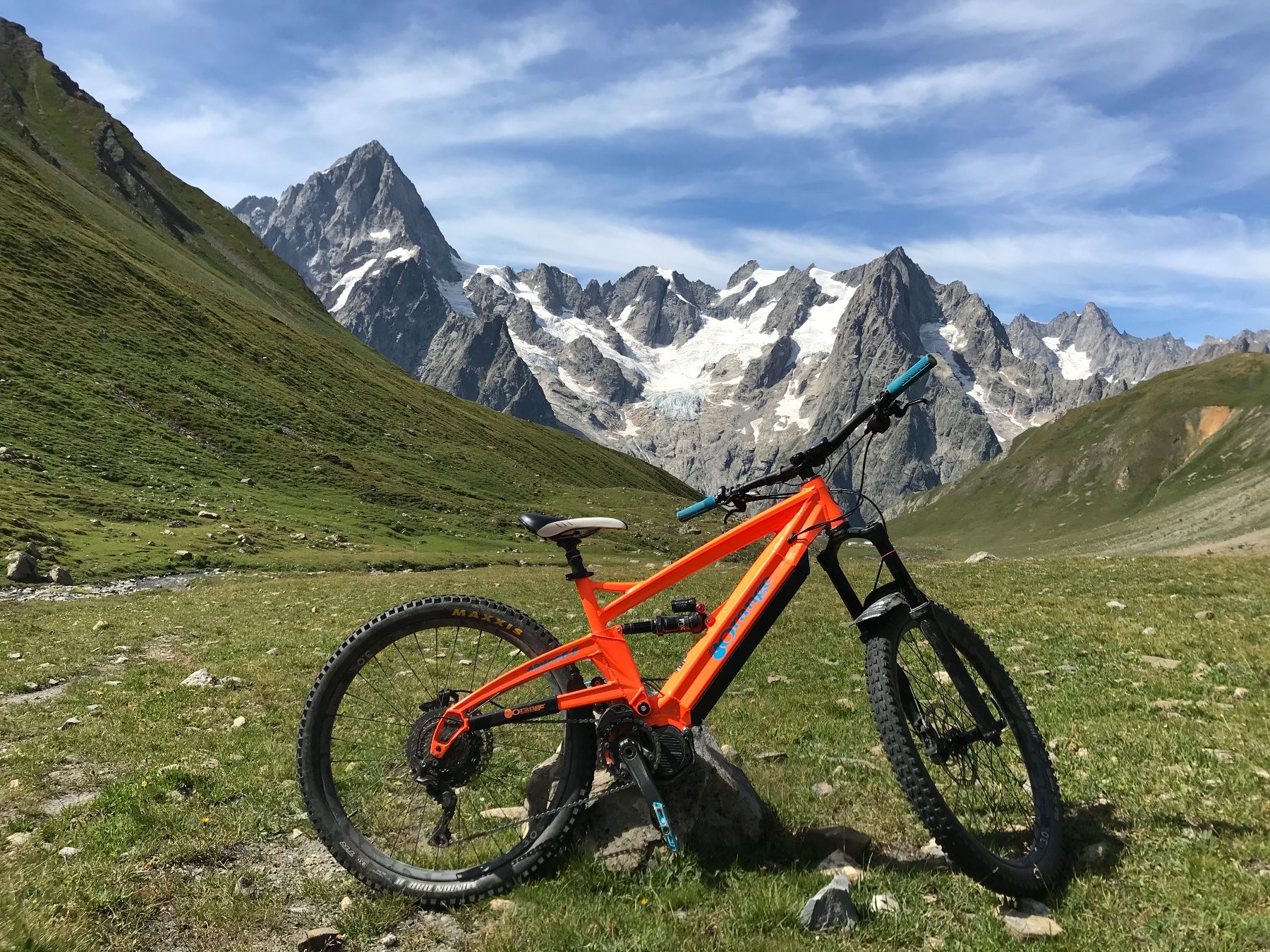 Vélos: Orange Alpine 6 ebike – D'occasion à Vollèges par mou_6yk8