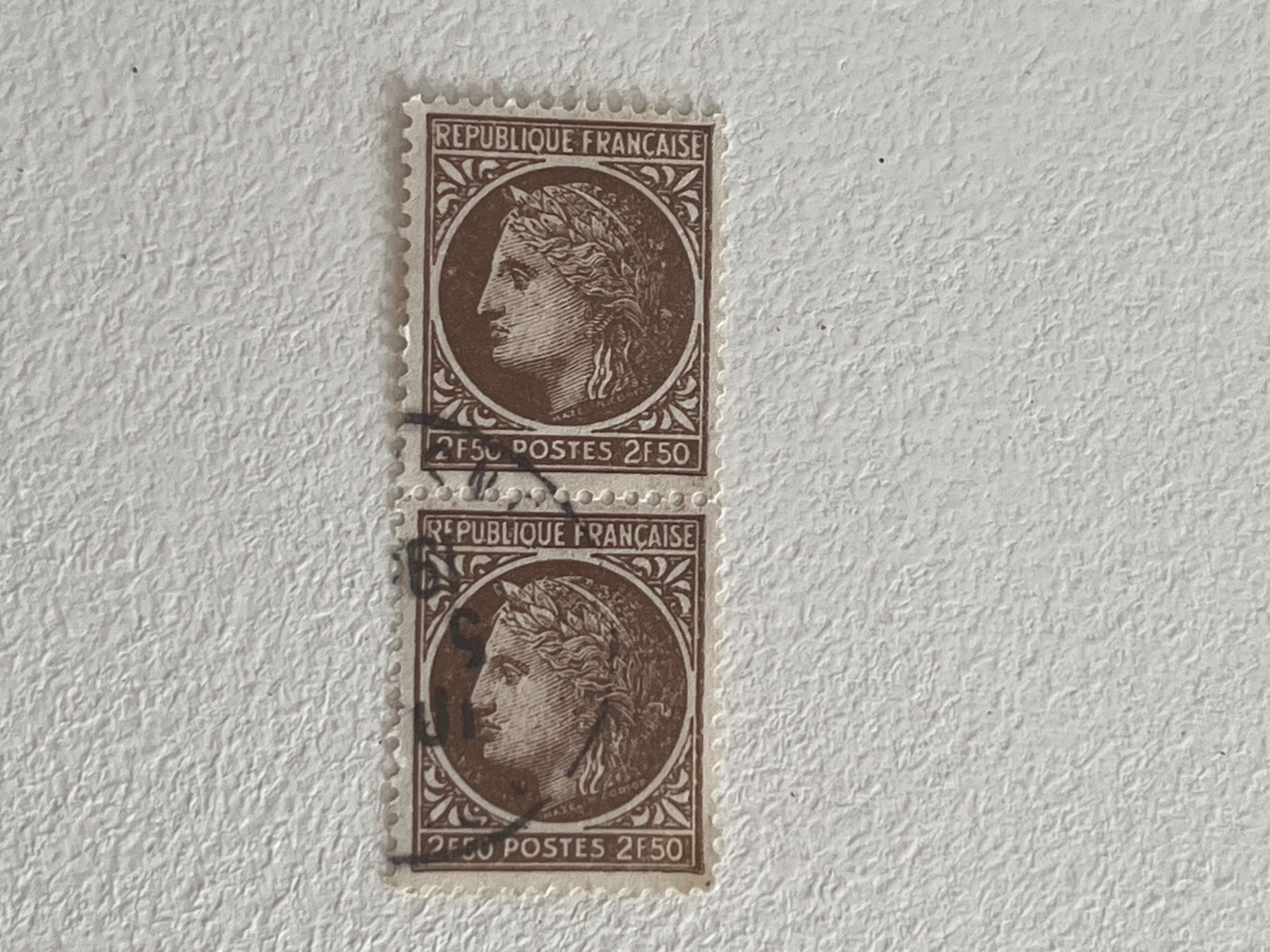Tutti i francobolli: France Briefmarken (Gratis-Versand) – Usato da Chiasso venduto da AzenYa