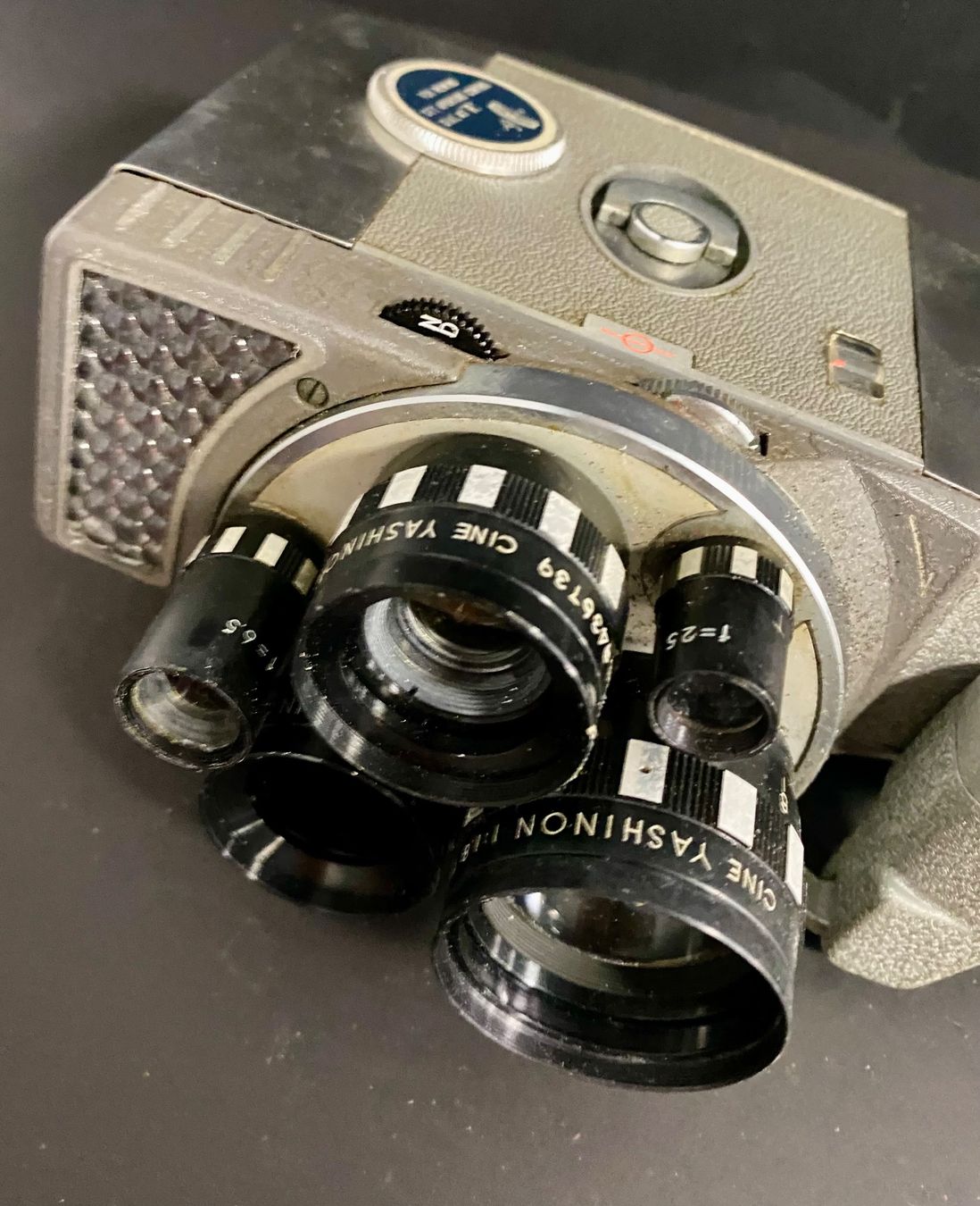 Yashica Videocamere: Yashica 8-E III Caméra – Usato da Sion venduto da ROBY_ROBY_ROBY 1