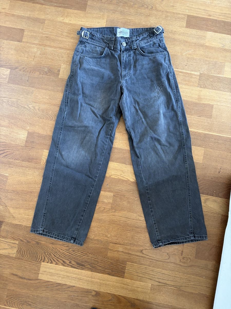Jeans: More Money More Love Jeans – Gebraucht aus Luzern von THINGS-11