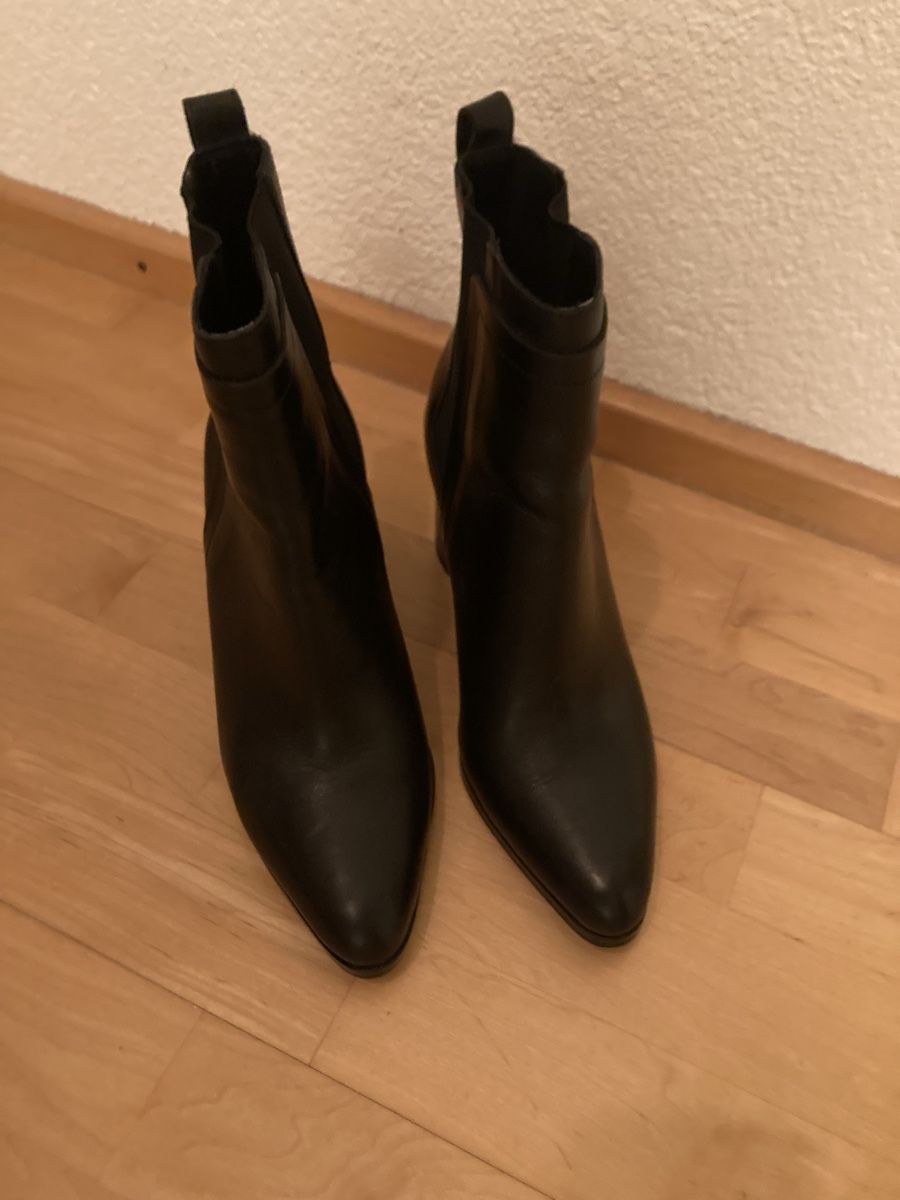 Massimo Dutti Scarpe da donna: Stiefel Massimo Dutti nr. 37 – Usato da Stallikon venduto da dulopaz 1