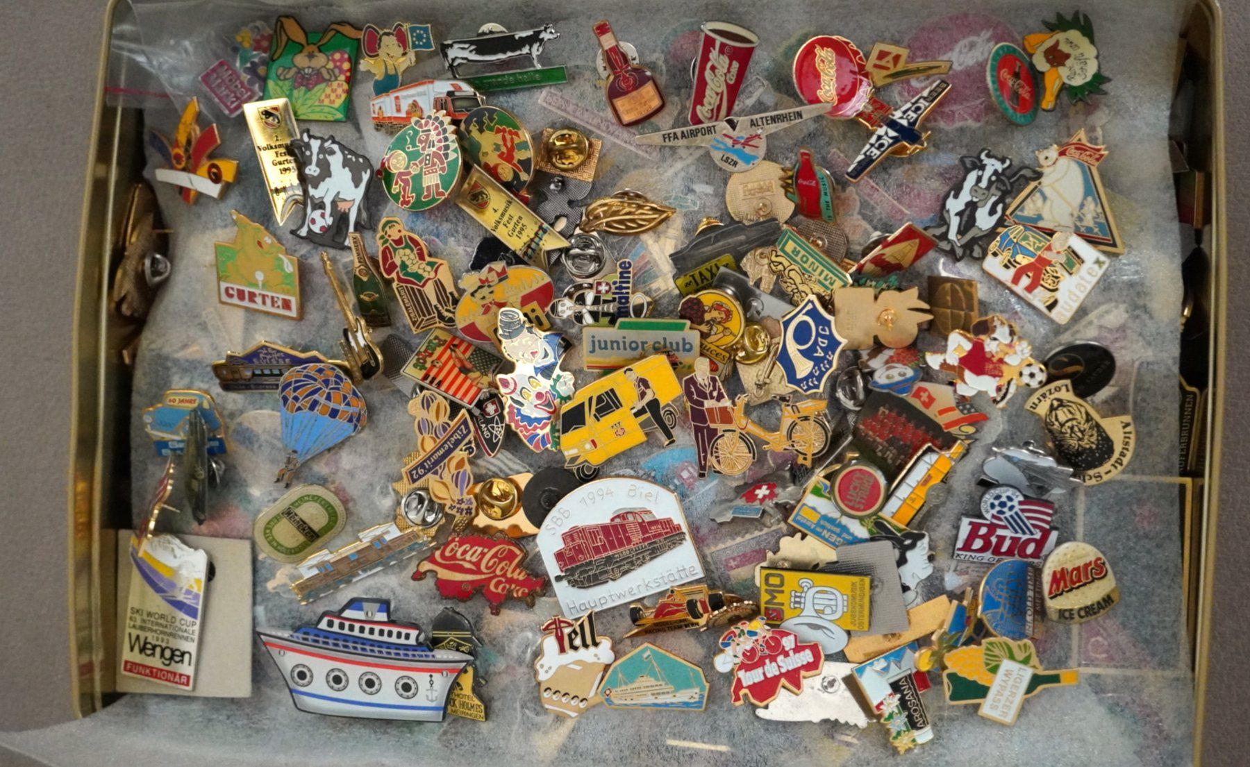 Placchette & Badge: Pin Sammlung/Anstecknadeln ca 4 Kg – Usato da Worb venduto da worb01 2