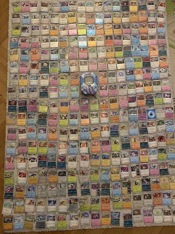 Cartes à collectionner: Ganze Box voll mit Pokemonkarten – D'occasion à Bern par User84 1