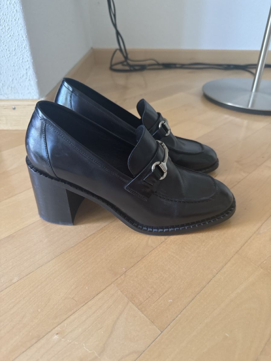 Damenschuhe: Minelli Schuhe mit Absatz grösse 40 – Gebraucht aus Schlieren von noela