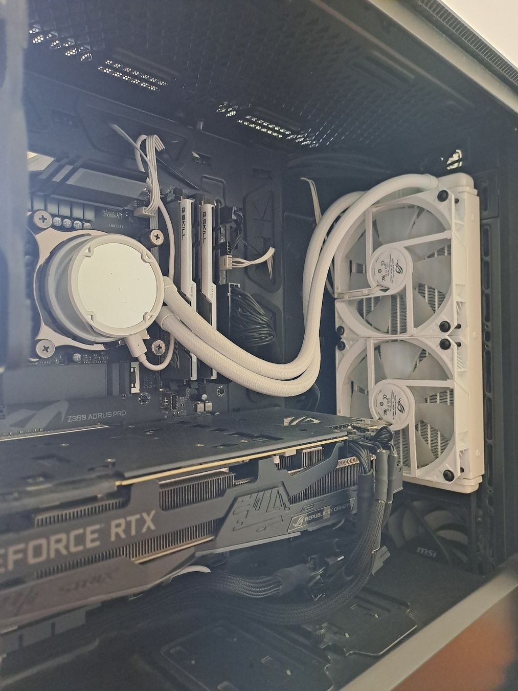 PC: pc gaming à vendre en l'état – Usato da Thônex venduto da cas_w7x2 5