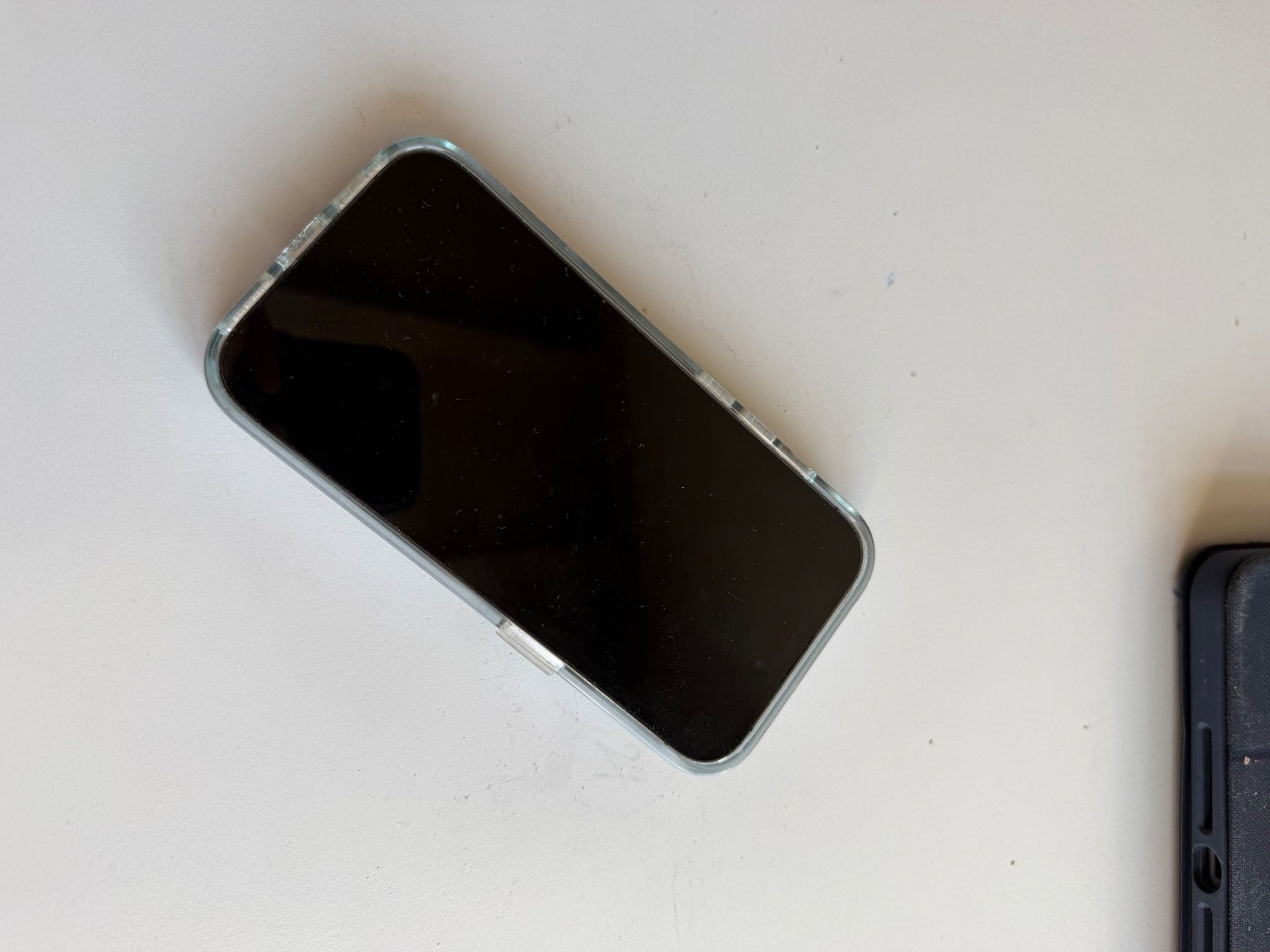 Apple Portables: iPhone 14 pro – D'occasion à Hombrechtikon par yan_tnm8