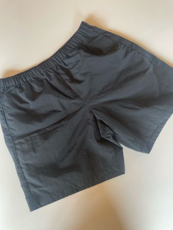 Goldwin Outdoor Shorts Size 4 Black Water Repellent
