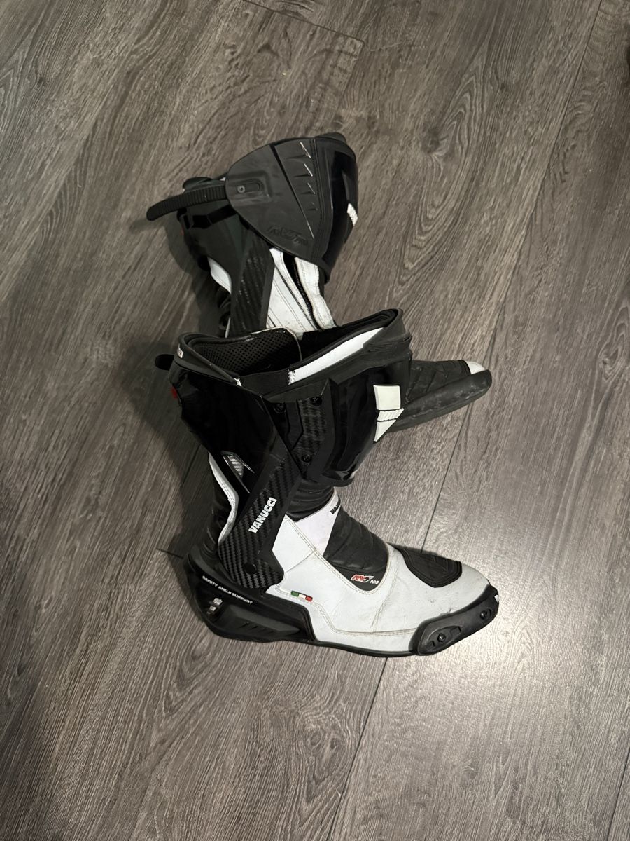Vanucci Scarpe da uomo: Vanucci Motorradschuhe – Usato da Reinach AG venduto da Levin0712
