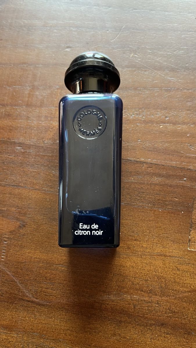 Hermès Parfum & Eau de Toilette: Hermes Eau de citron noir – Gebraucht aus Zürich von mac1963mac 1