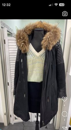 Damenmantel schwarz aus Leder, Stoff und Pelz