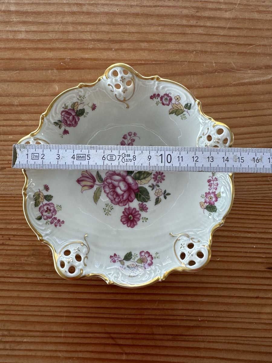 Piatti: Rosenthal Schale, durchbrochen, florales Muster, Goldrand – Usato da Lanzenhäusern venduto da Galaa 1