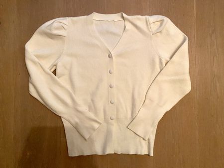 Neue Strickjacke mit Puffärmeln, crème-weiss, Gr. S