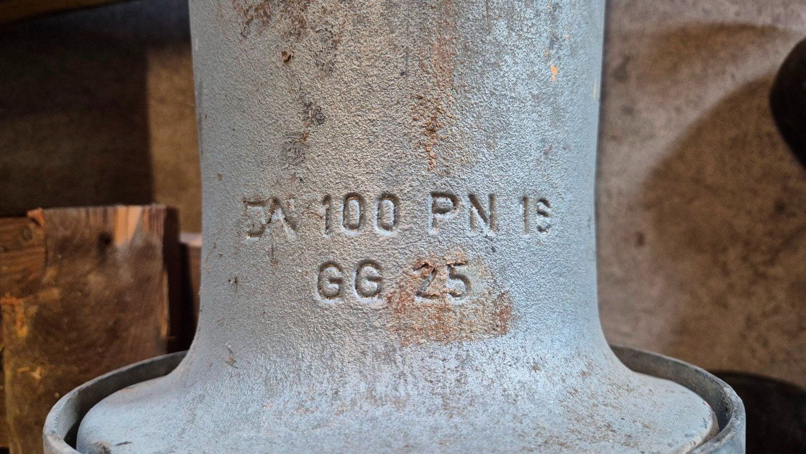 Estintori: Hydrant Von Roll 5000, funktionsfähig – Usato da Neerach venduto da JohannJucker65 7