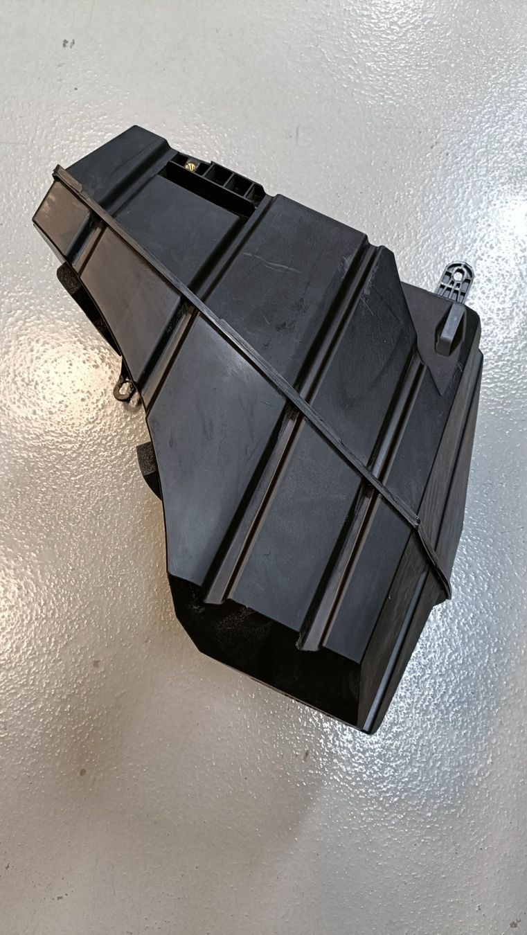 Casse acustiche: Tesla Model 3 Bassbox – Usato da Oberengstringen venduto da 156driver 2