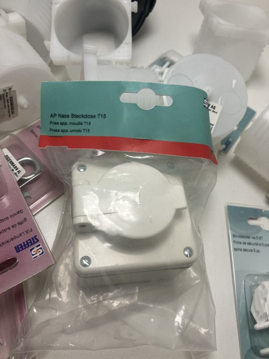 Spine: Div Elektromaterial Lot Dose Steckdose  – Nuovo (secondo la descrizione) da Bilten venduto da Rocky1291 3