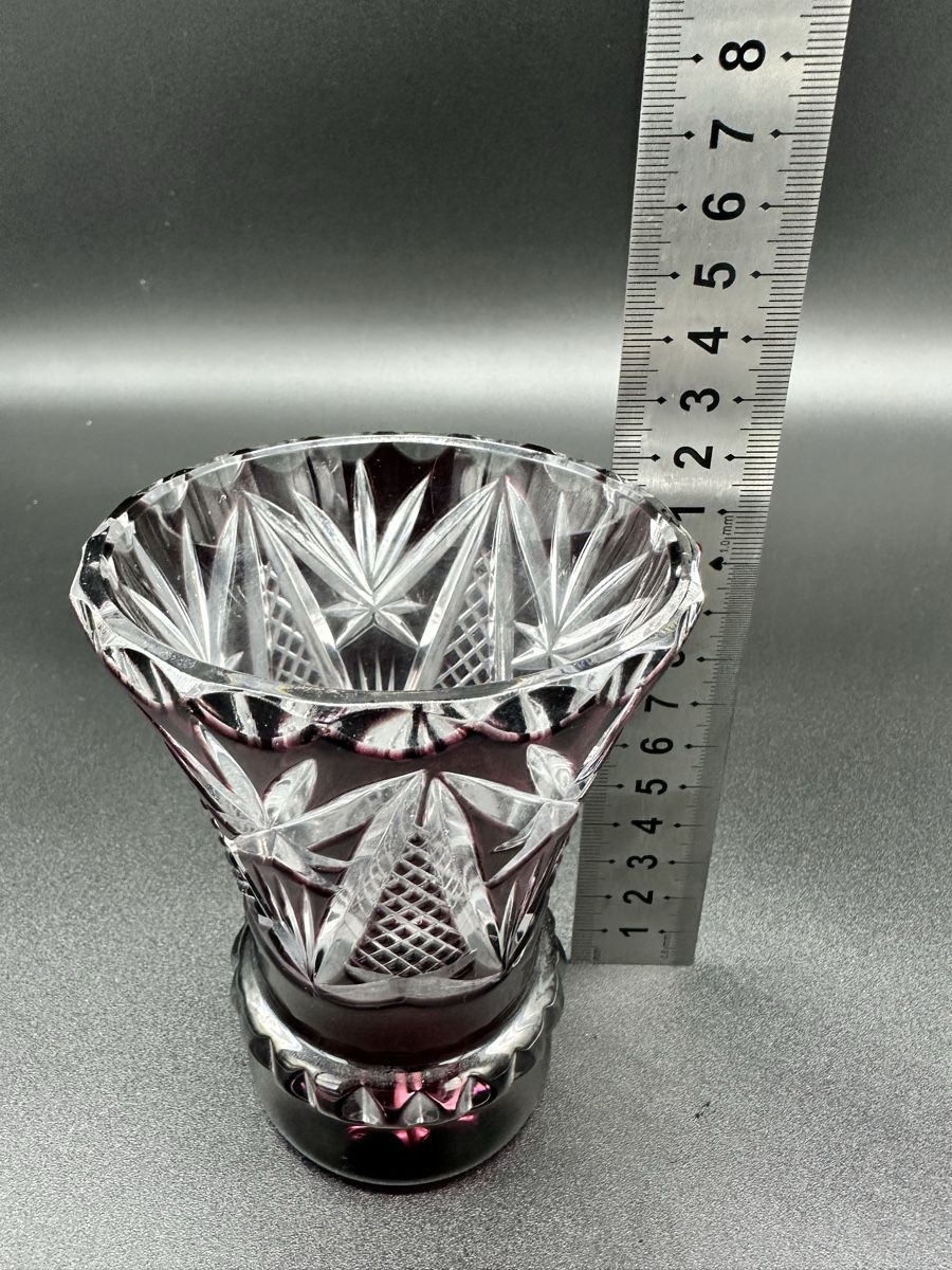 Vasi & Recipienti: Vintage Bohemian Ruby Cut to Clear Crystal Vase Decor – Usato da Villmergen venduto da JacRon 2