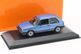 VW Golf II GTI Phase I 1984-1987 blau met. / schwarz / rot