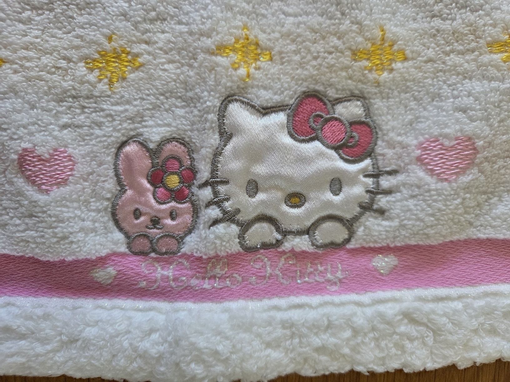 Hello Kitty Badetücher: NEU Hello Kitty Handtuch – Neu und originalverpackt aus Villars-sur-Glâne von richardette 1