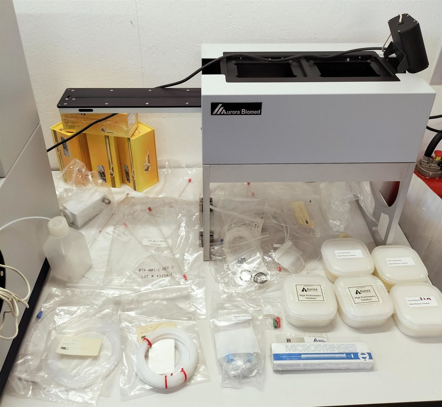 Laborzubehör: Aurora Biomed ICR 8000 mit Stacker – Gebraucht aus Niederdorf von LeptonAG_Labor 4