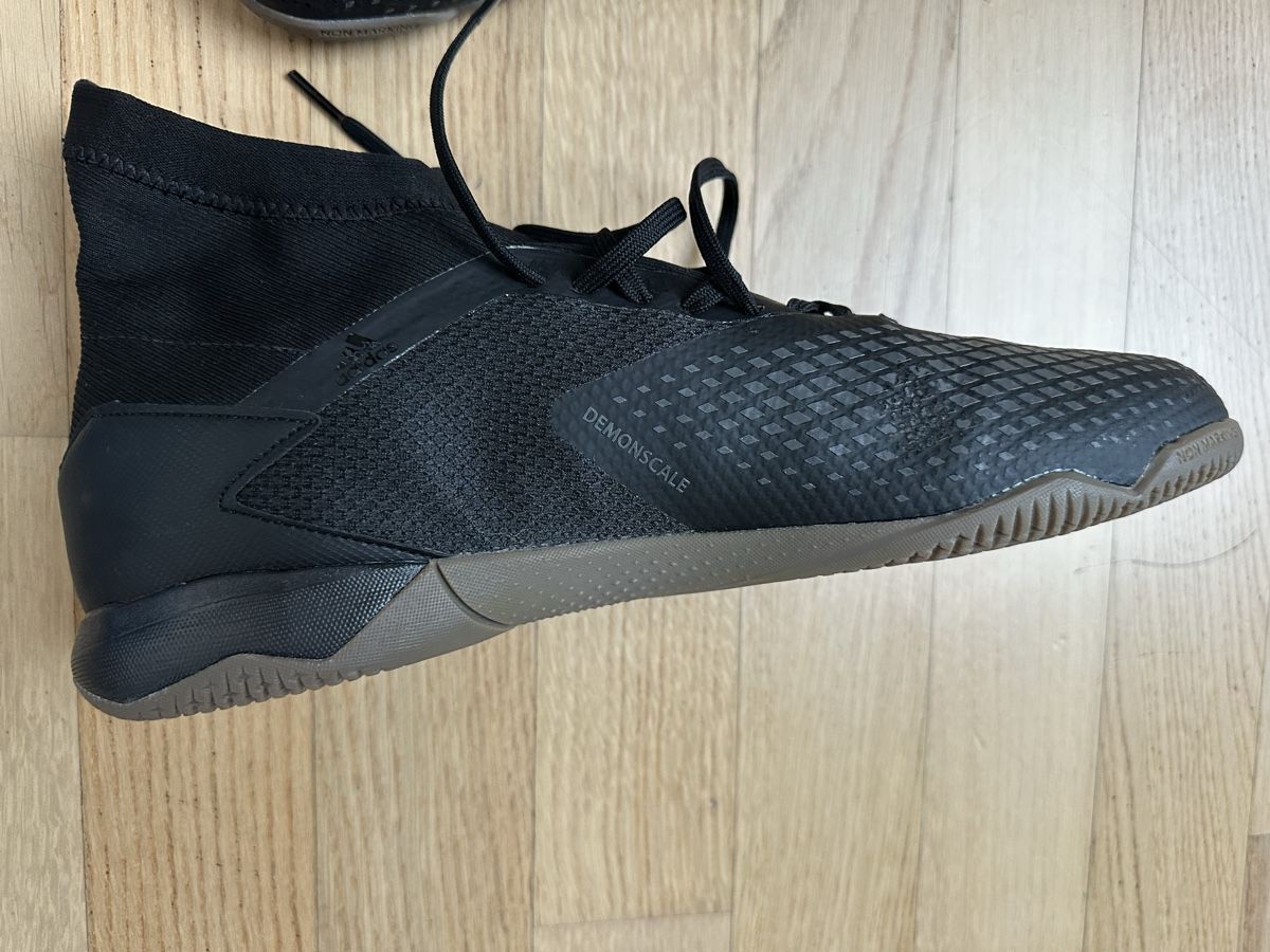 Adidas Scarpe da uomo: Adidas Predator Hallelschuhe, Grösse 47 1/3 - Top! – Nuovo (secondo la descrizione) da Arth venduto da Zug413 2