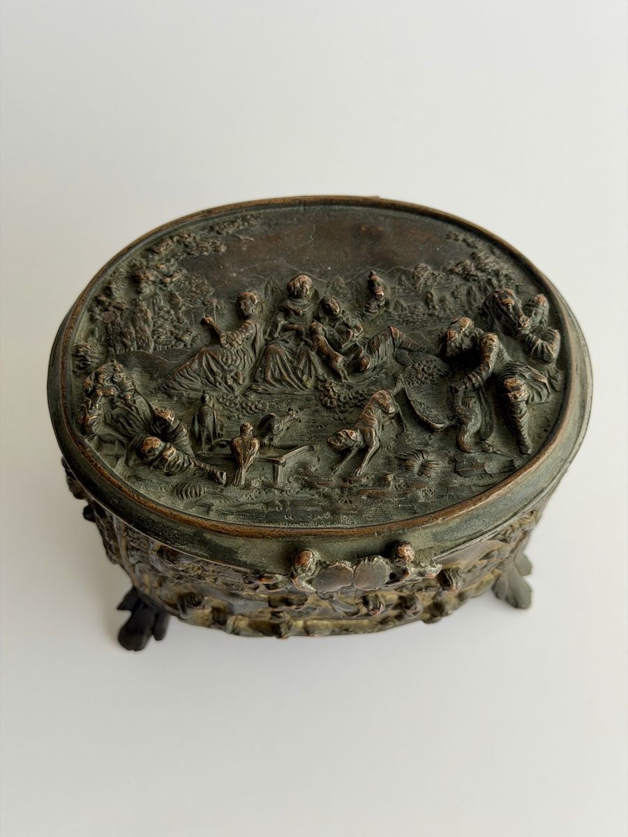Barattoli: Boîte à bijoux en bronze décorée, antique. – Usato da Genève venduto da mar_nd6c 1