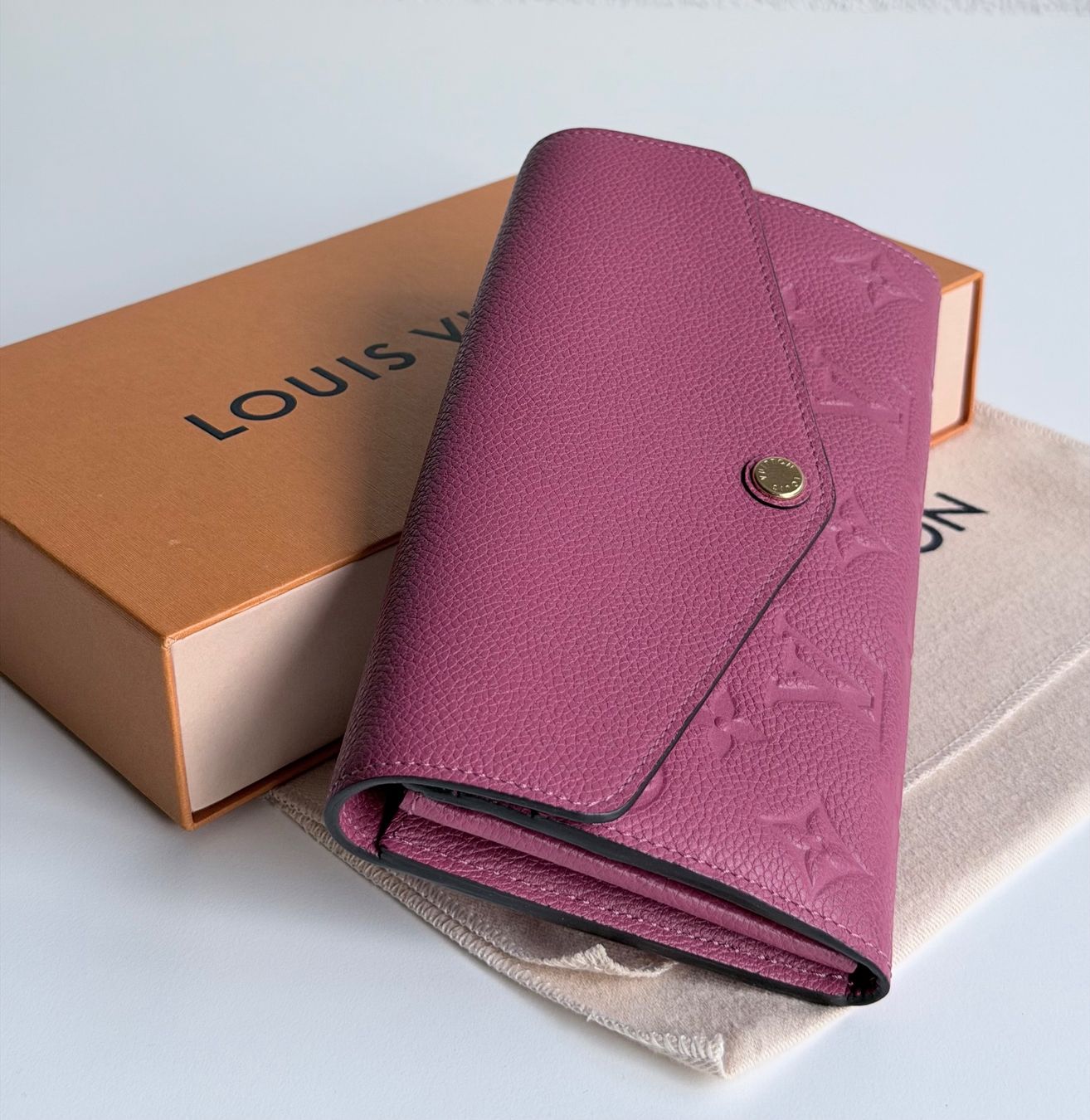 Louis Vuitton Portamonete: Louis Vuitton Sarah Wallet – Usato da Reinach AG venduto da RobbisB 1