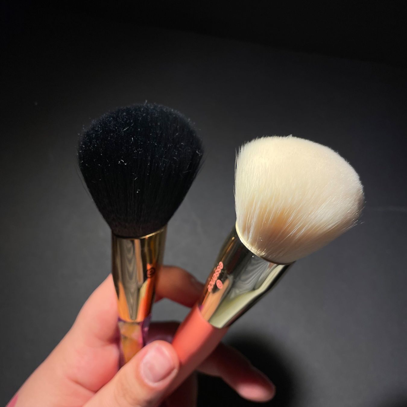 Make-up: NEU: Essence Gesichtspinsel Brush Set 2 Stk – Neu (gemäss Beschreibung) aus Bellach von Dreamer2501 2