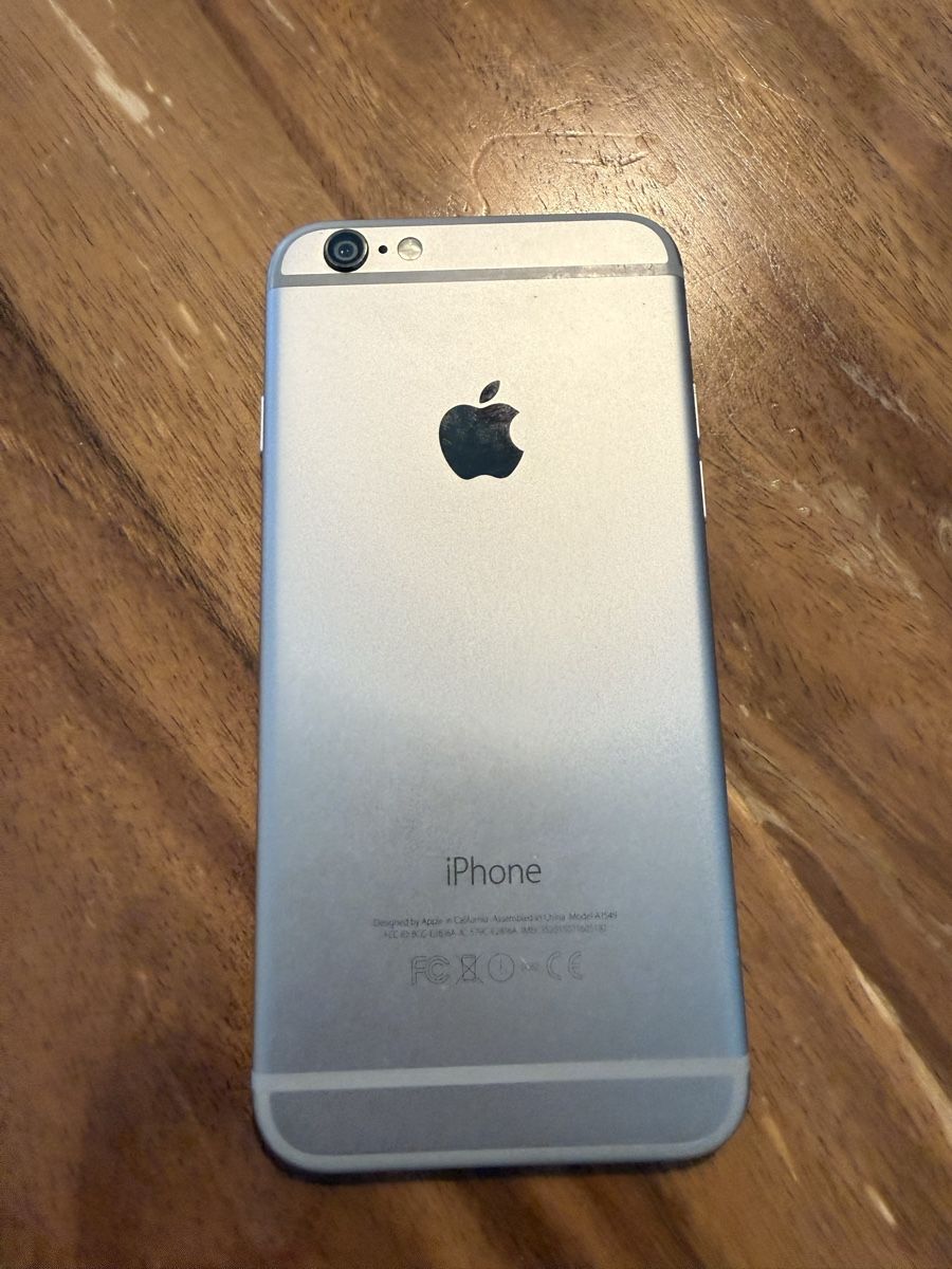Apple Telefoni cellulari / Smartphones: iphone 6 – Usato da Luzern venduto da Heliconius 1