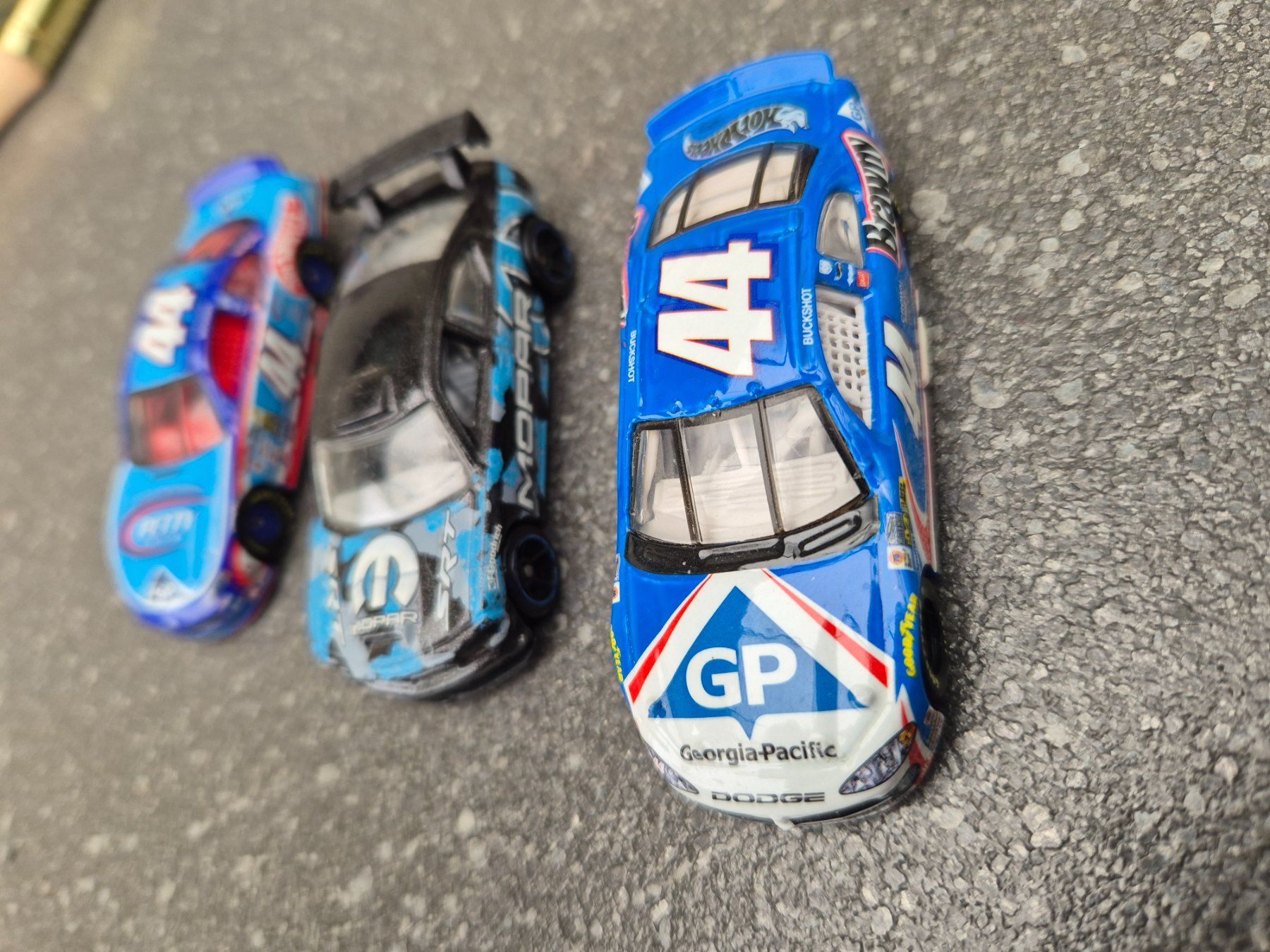 Dodge Modellautos: Dodge Nascar Hot Wheels – Gebraucht aus Oberbuchsiten von  2