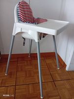 Chaise haute pour bébé