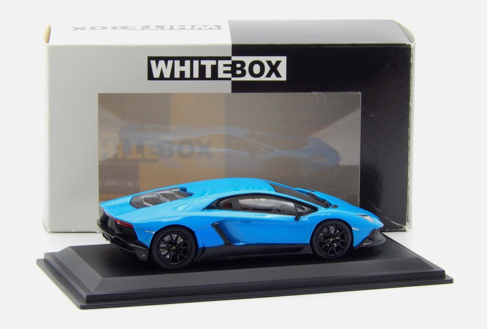 Lamborghini Modellautos: Lamborghini Aventador 1:43 Whitebox – Neu (gemäss Beschreibung) aus Dietikon von Migi_97D 1