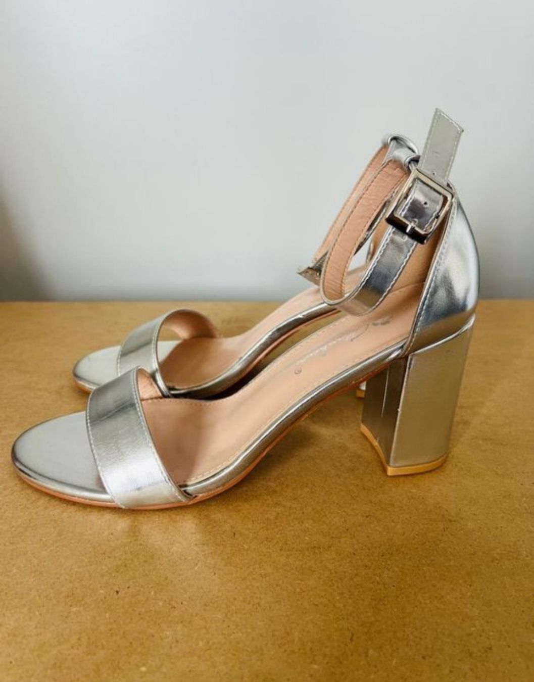 Scarpe da donna: High Heels Sandalen Gr. 40 – Nuovo (secondo la descrizione) da Stettlen venduto da gpa18 1