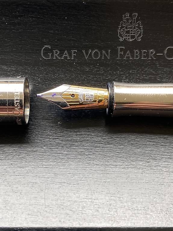 Penna & Evidenziatori: Füllfederhalter mit neuer Feder M, – Usato da Schwanden GL venduto da Sedona-3