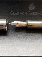 Füllfederhalter mit neuer Feder M,