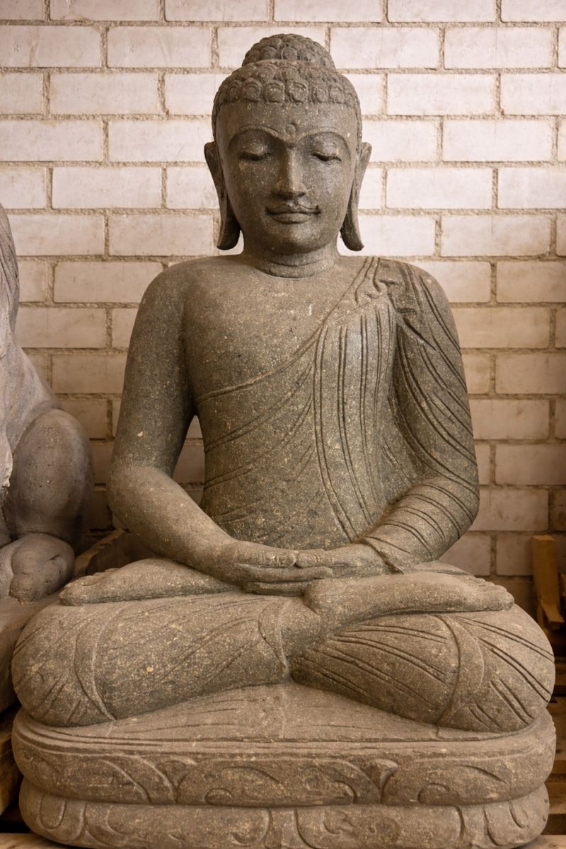 Tutte le decorazioni: Buddha Statue, Stein, Deko für Garten oder Wohnzimmer. – Usato da Muttenz venduto da far_8vzh