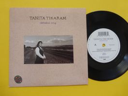 Tanita Tikaram – Cathedral Song