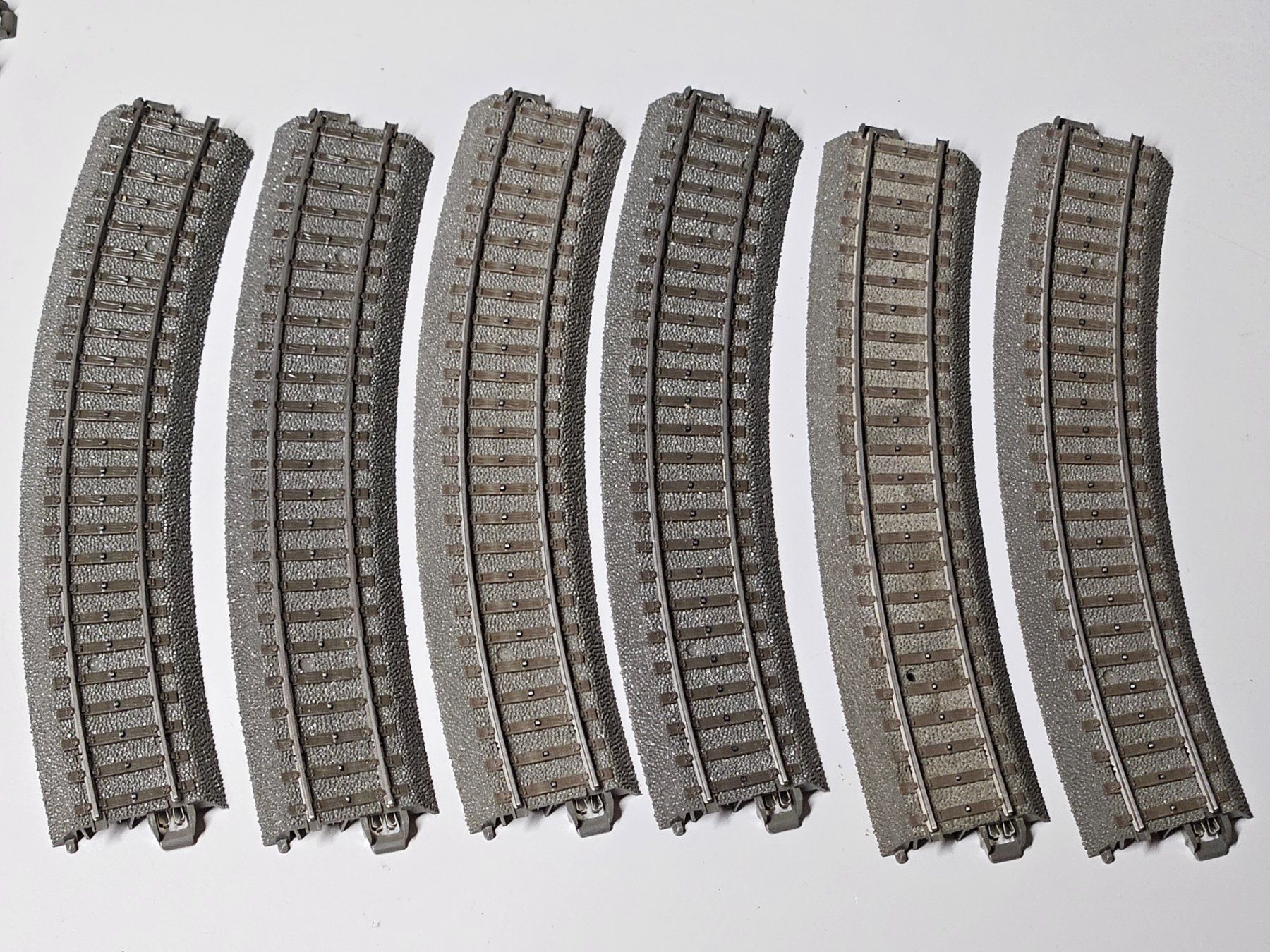 Märklin Modelleisenbahnen: Märklin C-Gleis Restposten einer Test-und Programmierstrecke – Gebraucht aus Breitenbach von hei_fr59 4