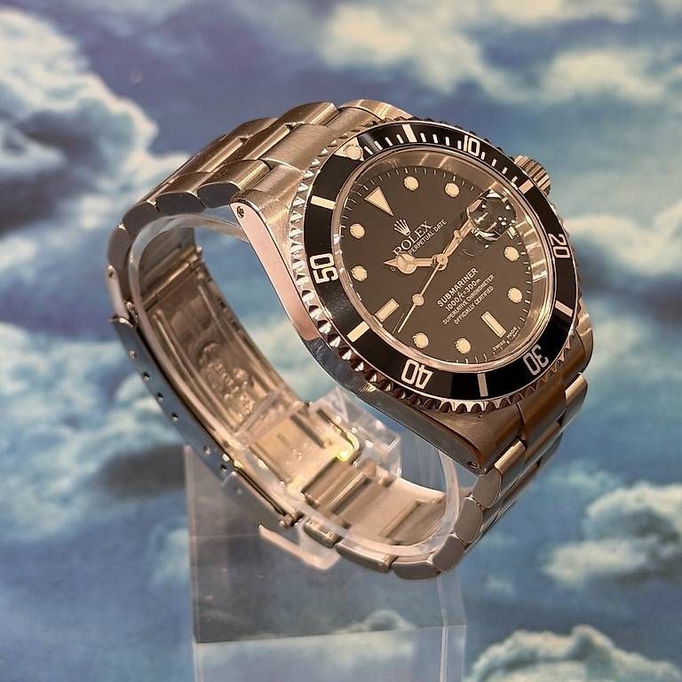 Orologi: Rolex Submariner Date 16610 – Usato da Genève venduto da minty.watches 1