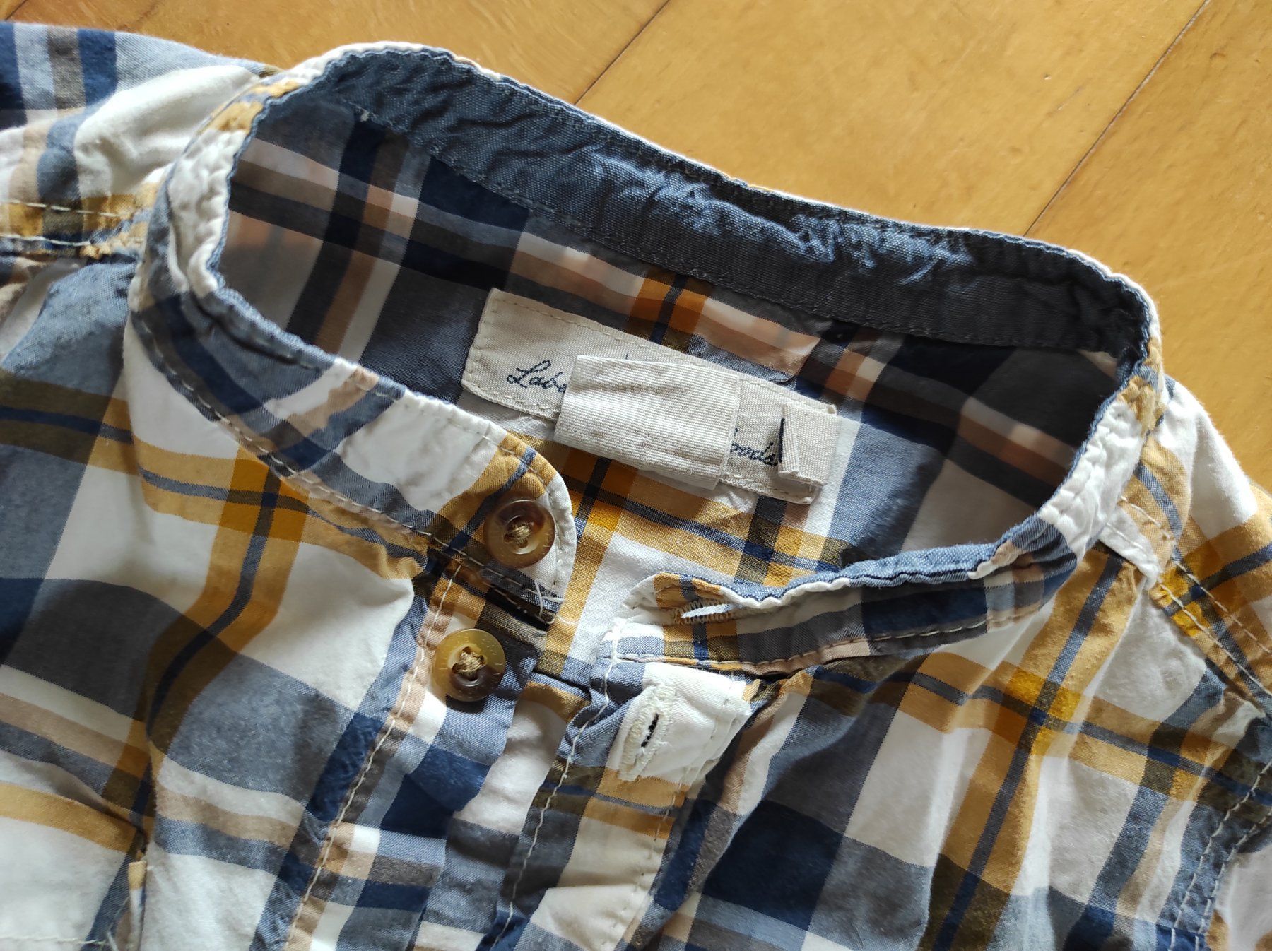Camicie, T-shirt & Polo: 2 Kinderhemden – Usato da Effretikon venduto da MarthaK. 2
