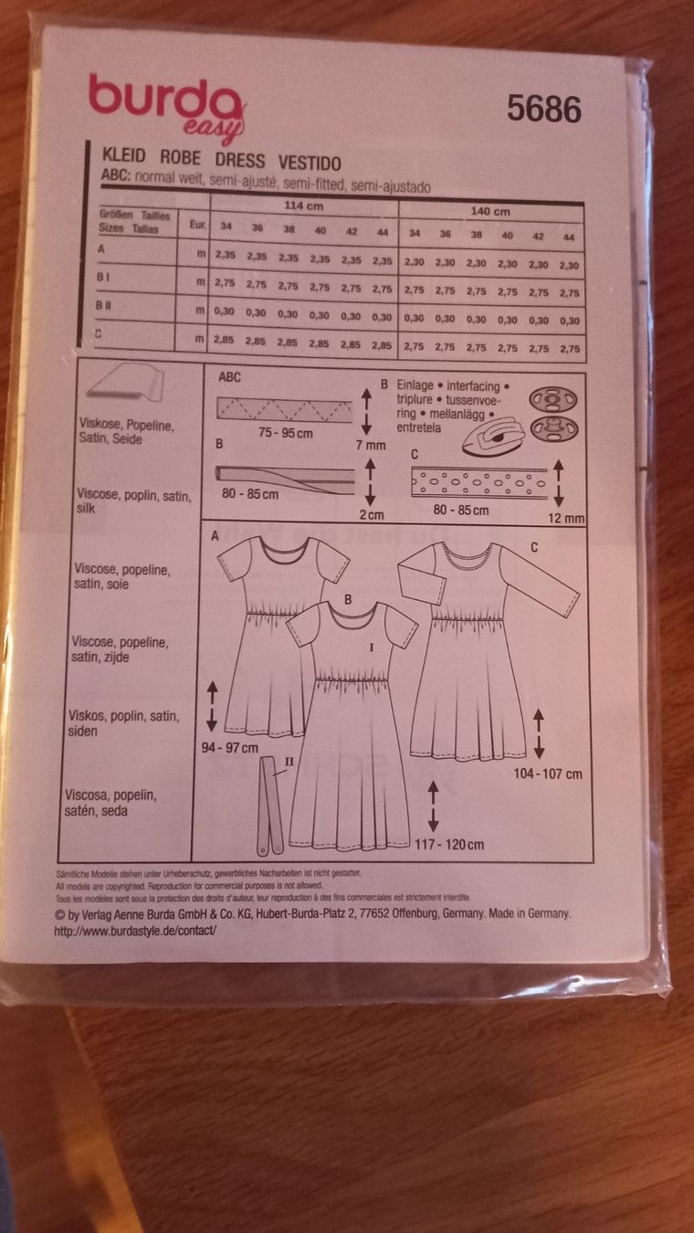 Cartamodelli: Burda Easy Schnittmuster Kleid 5686 NEU – Nuovo e nell'imballaggio originale da Luthern venduto da JanK_ 1