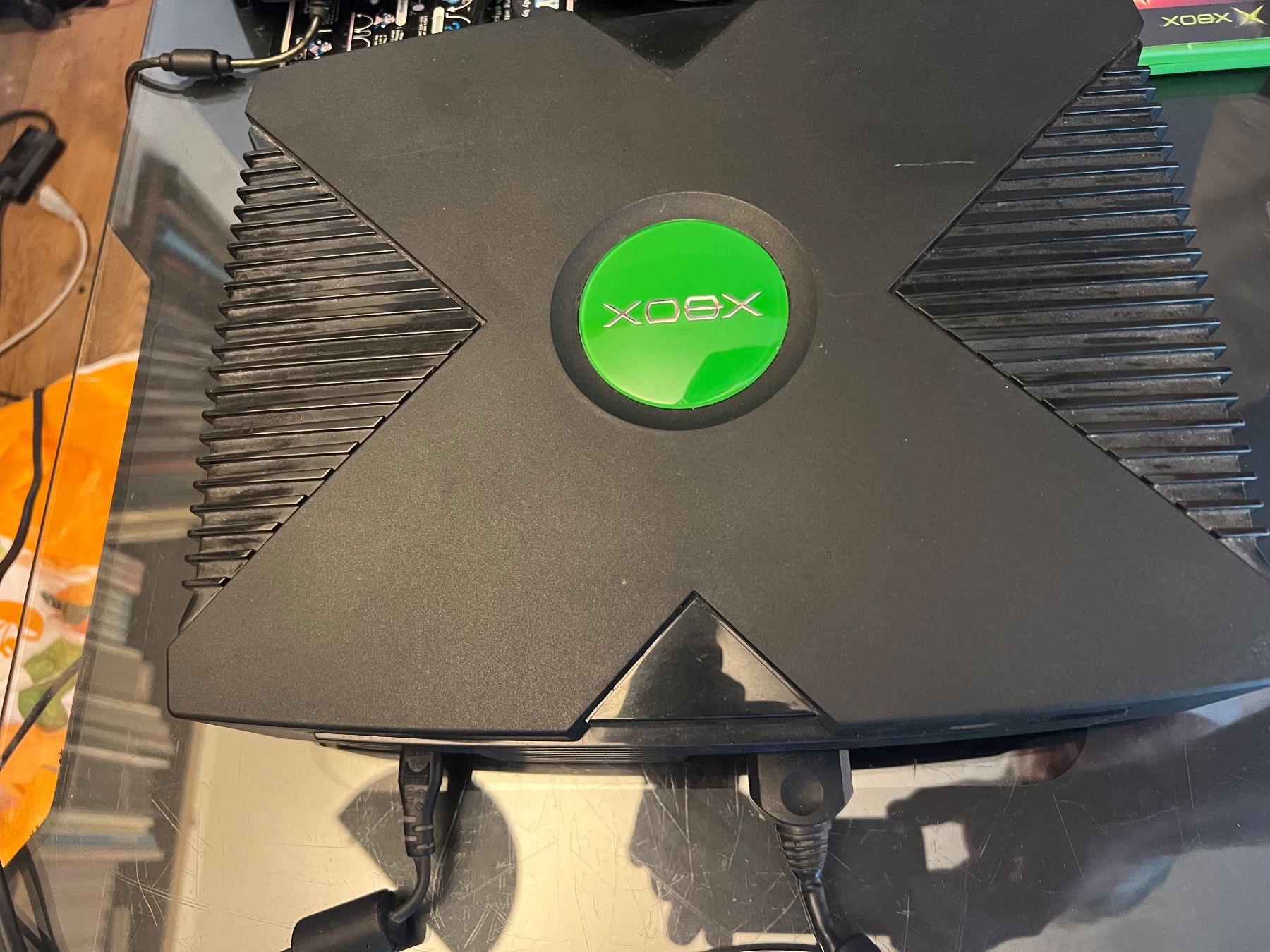 Microsoft Console: Xbox Classic Set: Konsole + Spiel & 2 Controller – Usato da Astano venduto da hyperion-atlas 2