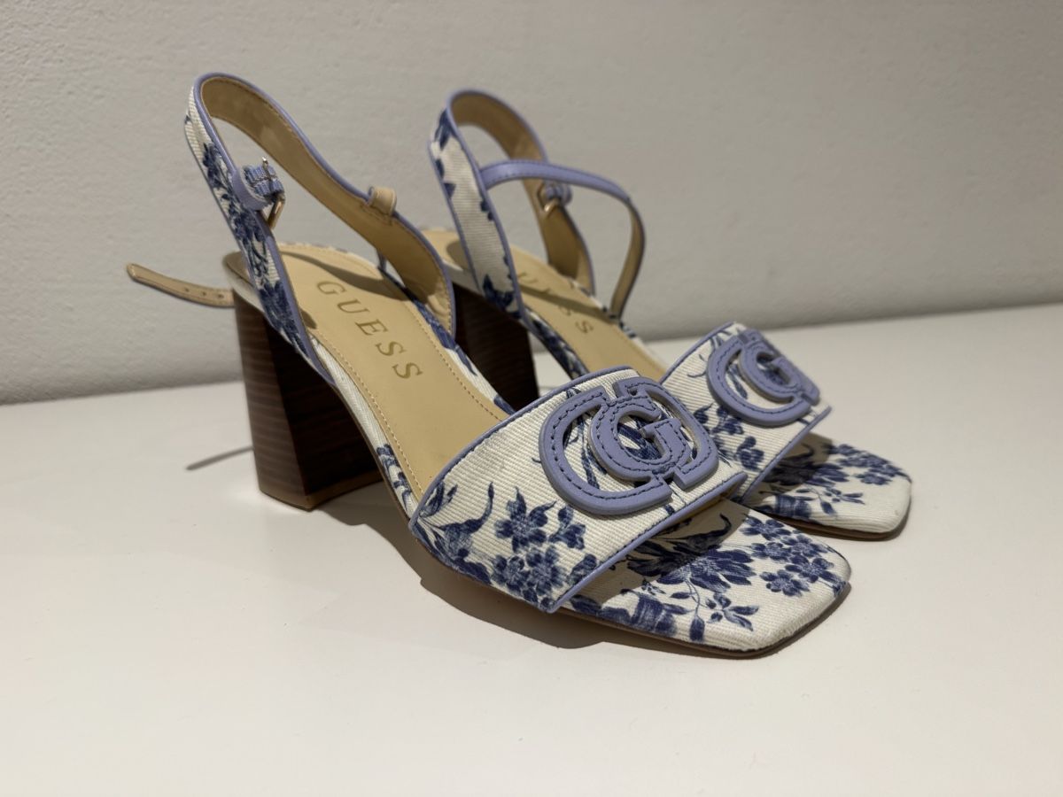 Guess Damenschuhe: Sandaletten Guess neu – Neu (gemäss Beschreibung) aus Ennetbürgen von Jackie98 1