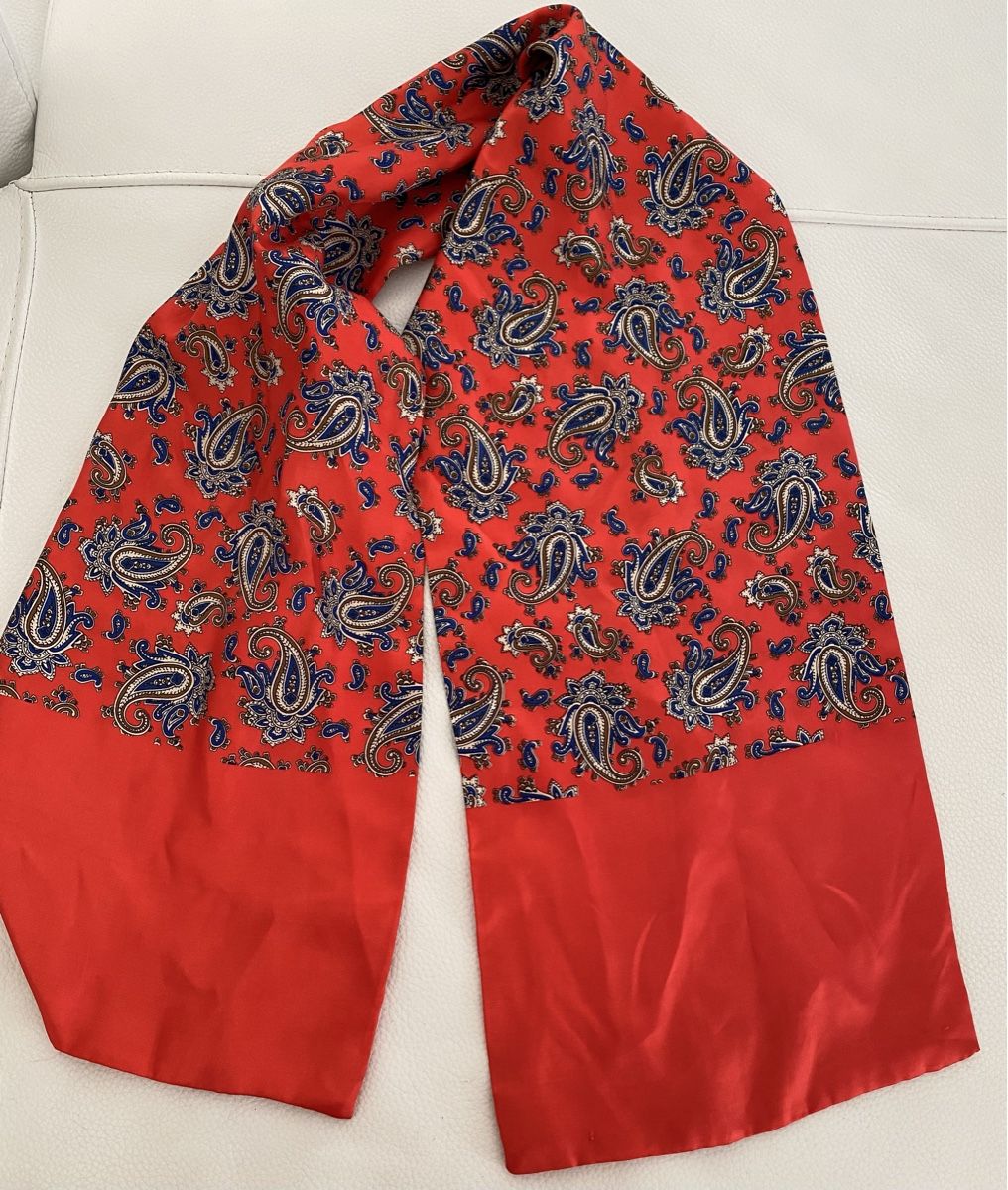 Foulard & Sciarpe: Seiden Schal – Usato da Opfikon venduto da Luis144 6