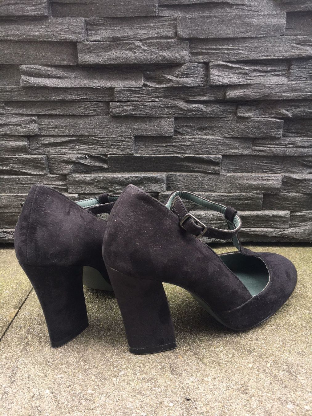 Scarpe da donna: Riemen Pumps Bata – Nuovo (secondo la descrizione) da Luzern venduto da 2ndchances 1