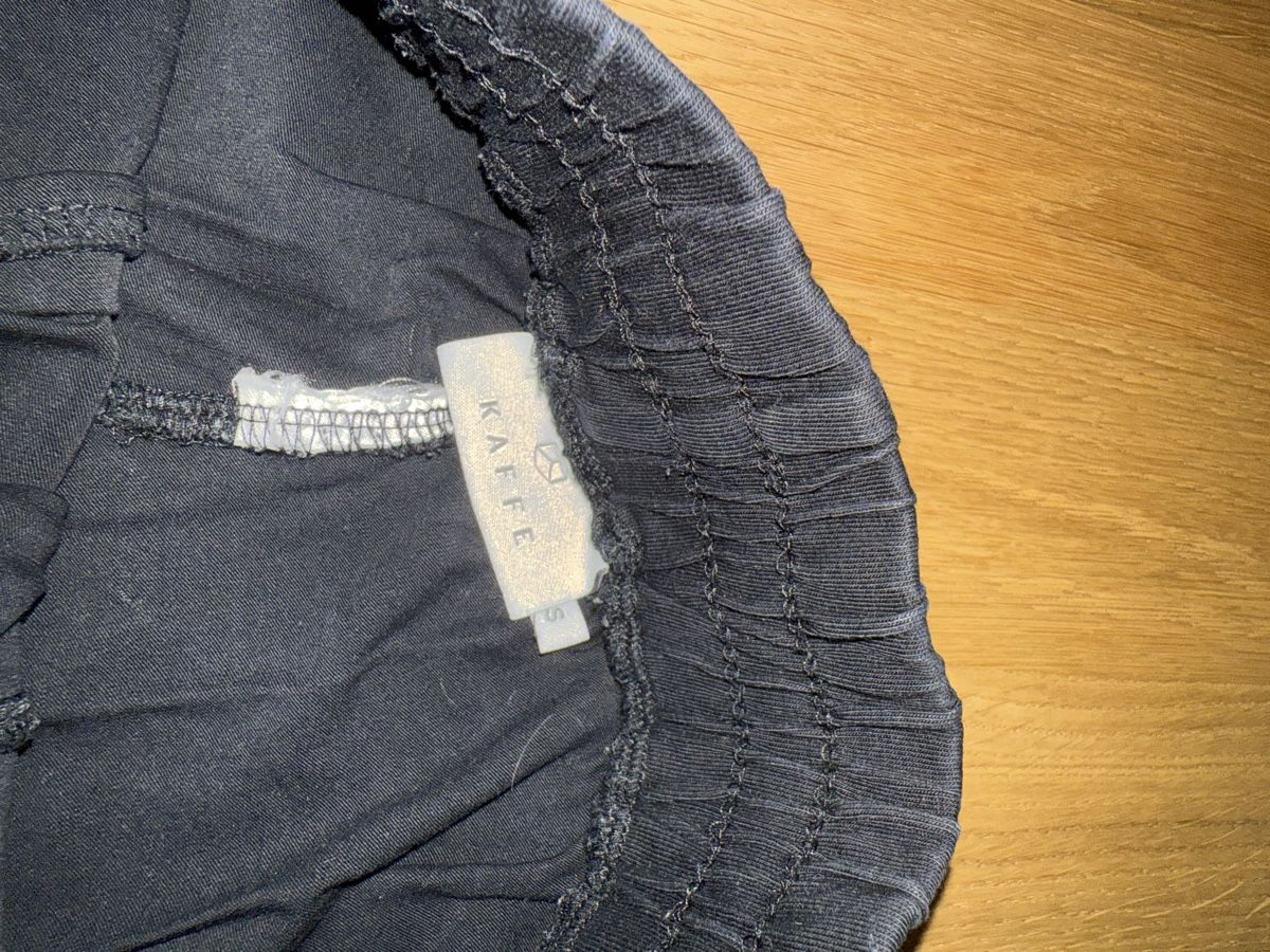 Pantaloni: Cargo Trainerhose Grösse 36 – Nuovo (secondo la descrizione) da Mörschwil venduto da Seegurke18 3
