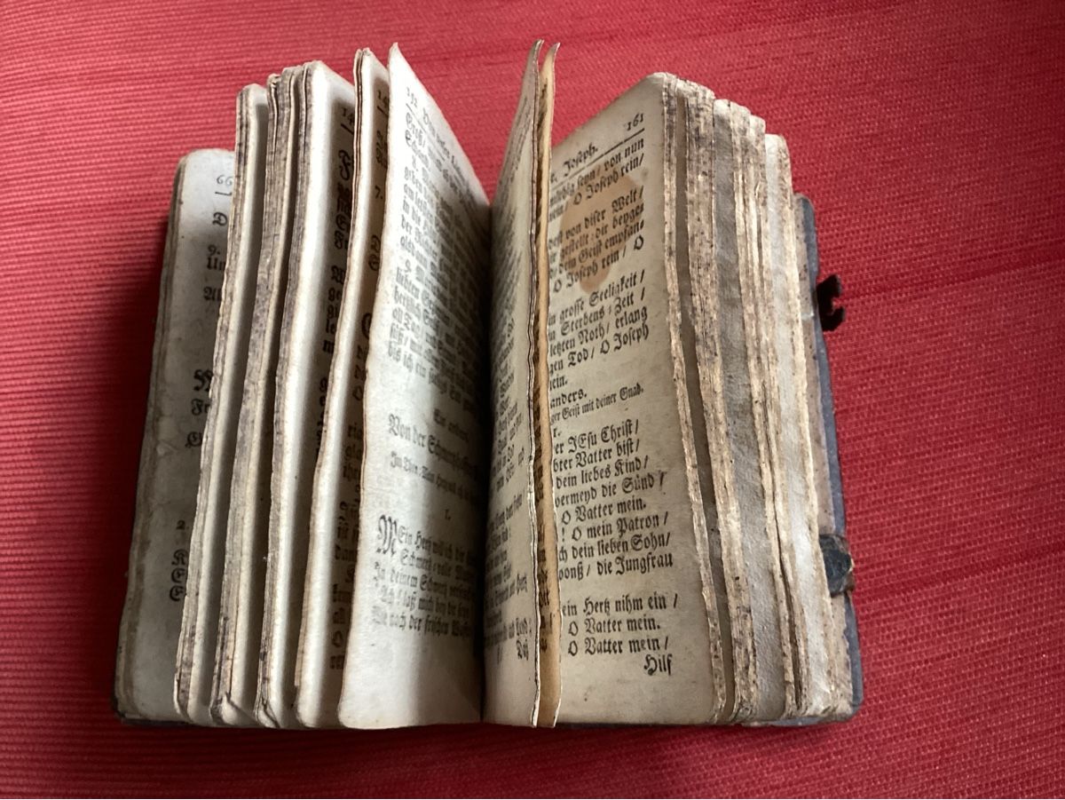 Libri: Katholisches Gesangs-Büchlein von 1755 – Usato da Plons venduto da Tschugi140 2