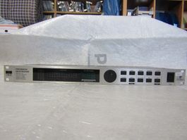 Behringer DSP 1100 24-Bit Dual  Feedback Destroyer