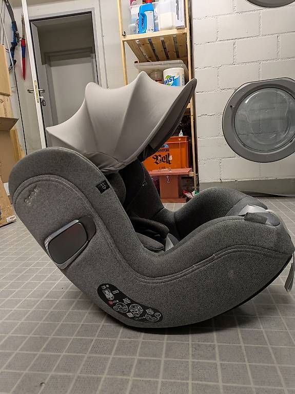 Seggiolini per auto: 2 Autositze Cybex + Base – Usato da Watt venduto da t30annen 3