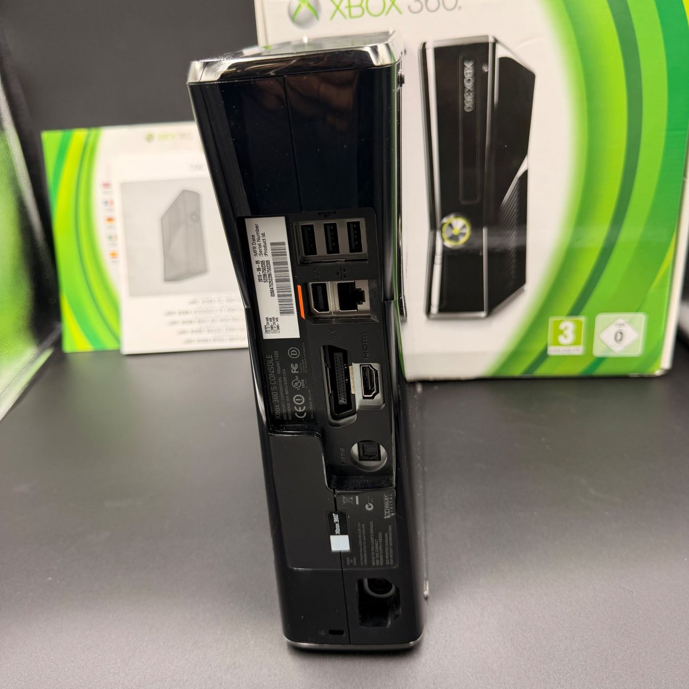Microsoft Konsolen: Microsoft Xbox 360 Slim 250GB OVP – Gebraucht aus Düdingen von Nerdworld 6
